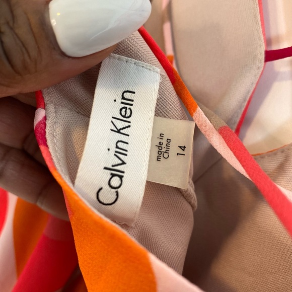 #465 Calvin Klein Printed Asymmetrical Dress size 14 - Picture 5 of 12